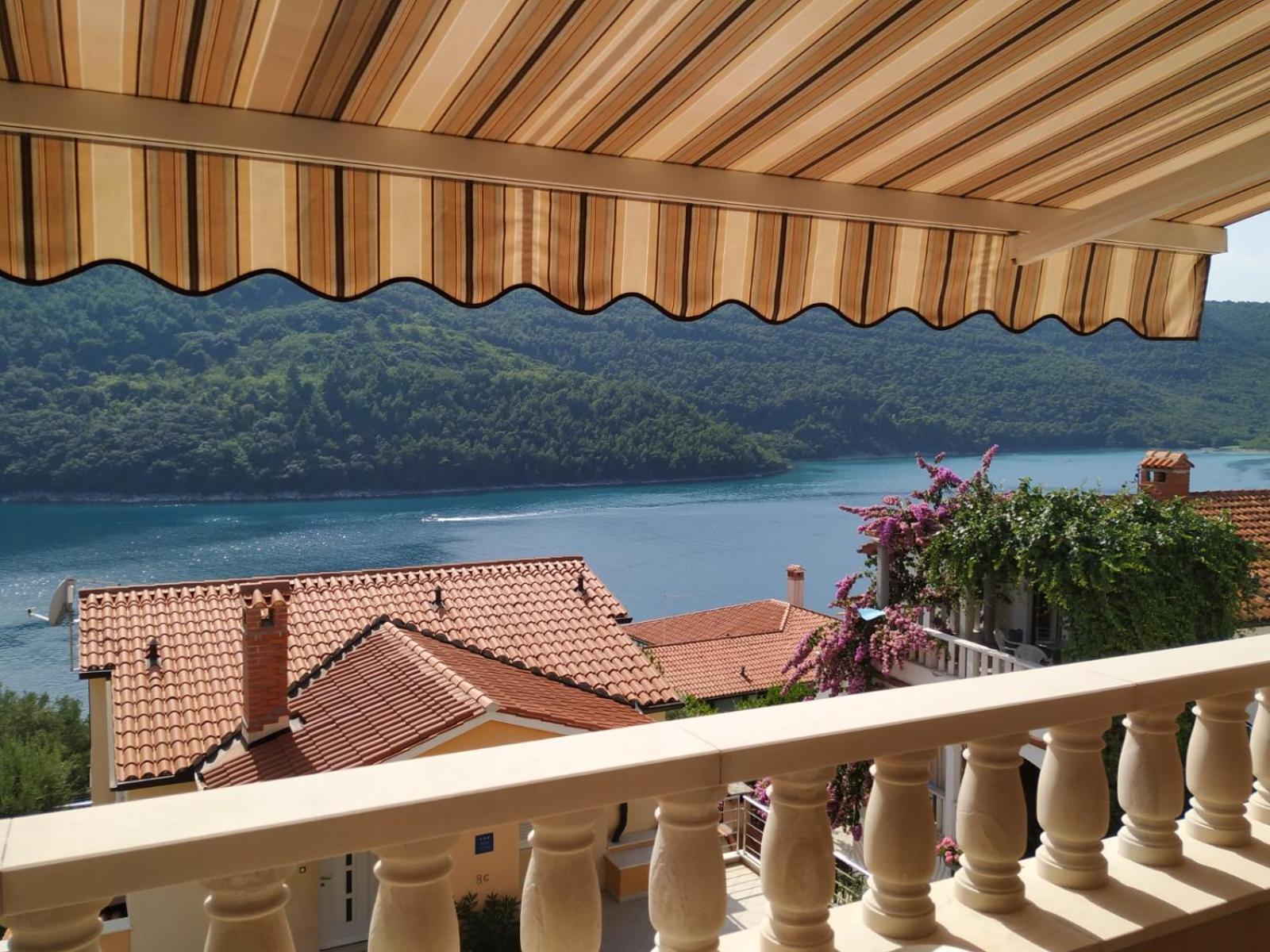 Villa Luma Apartments Labin  Exterior photo